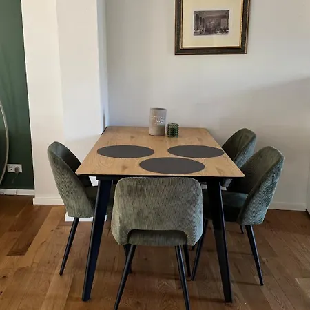 Reinkommen Und Sich Zuhause Fuehlen, 3 Zimmer, Traumhafter Balkon Appartement